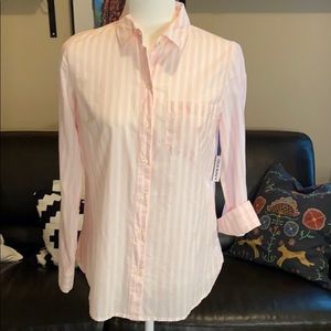 Old Navy Classic Button Up Shirt 100% Cotton NWT